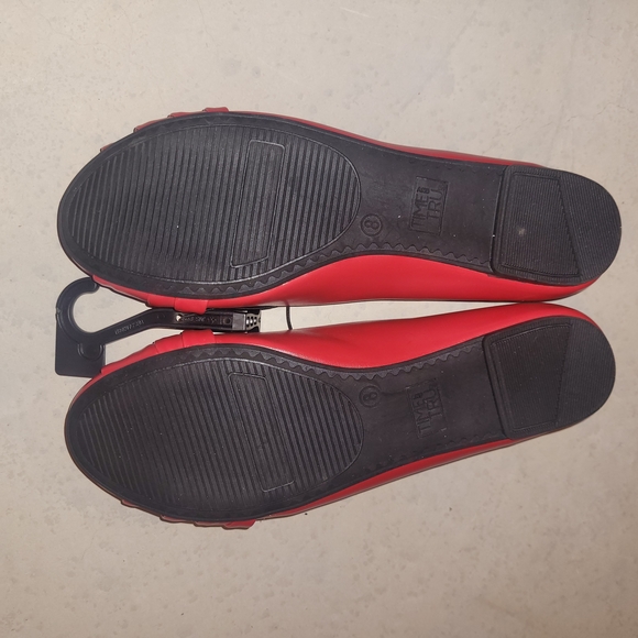 Time and Tru Red Ballet Flats Memory Foam Round Toe Slip On NWT - Picture 5 of 6
